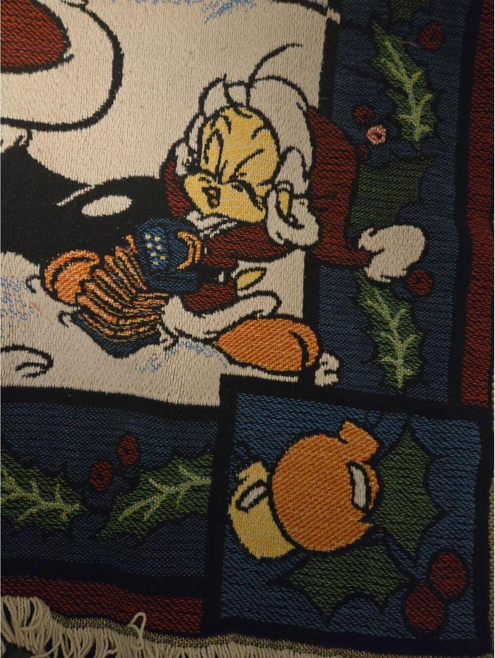 Vintage 1996 Warner Bros. Christmas Tapestry Blanket Sylvester & Looney Tunes - Picture 6 of 8